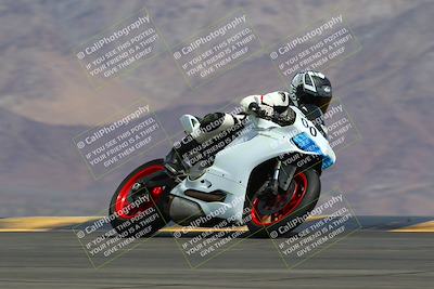 media/Apr-09-2022-SoCal Trackdays (Sat) [[c9e19a26ab]]/Turn 9 Set 2 (1130am)/